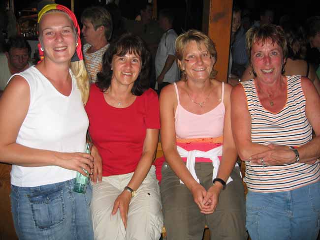 08 07 2006Festzug2 und Party 003