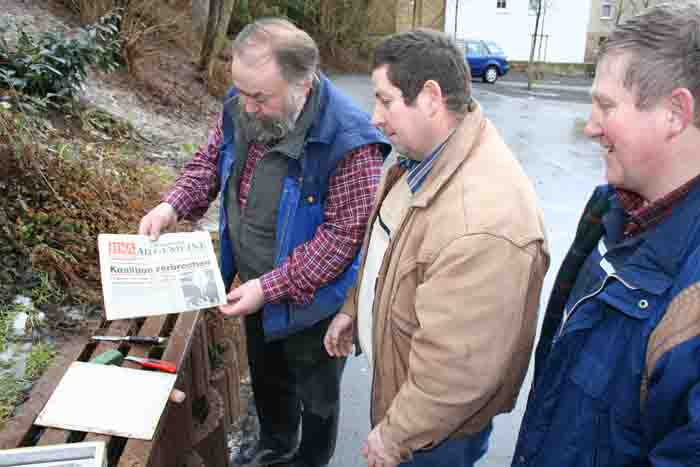 18 02 2006Gedenkstein 006NET