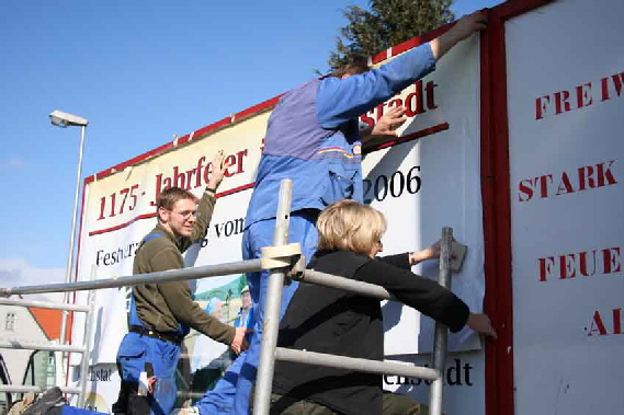 25 03 20061175Werbung 018