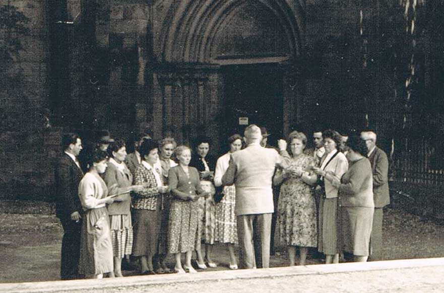 Kirchenchor2 auf Reisen Ende 50er bearbeitet 1
