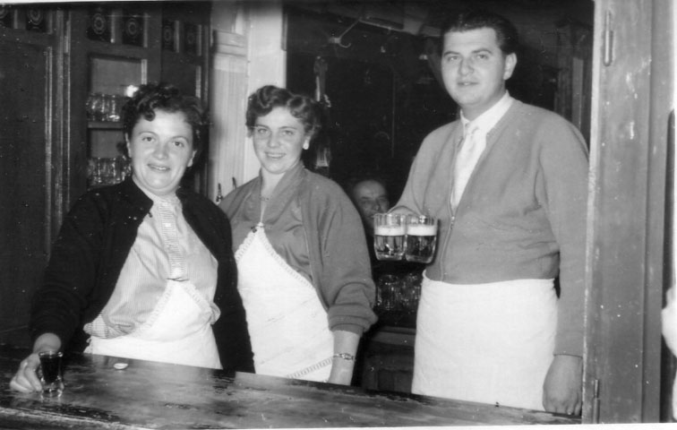 Gaststatte Schlutz um 1955.4