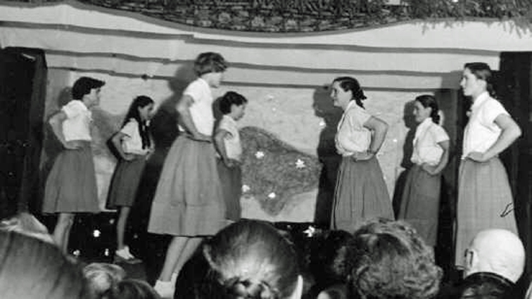 Weihnachtsauffuehrung 19531