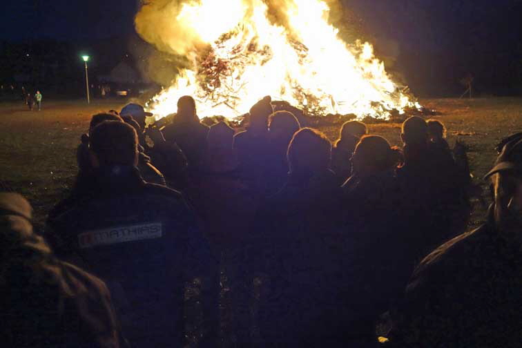 2017 04 15 Osterfeuer 18